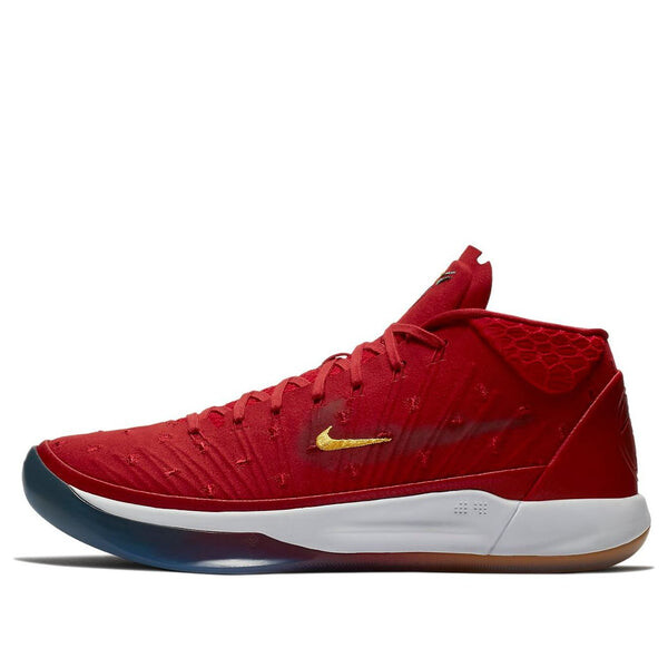 

Реклама кроссовок Коби Nike, красный