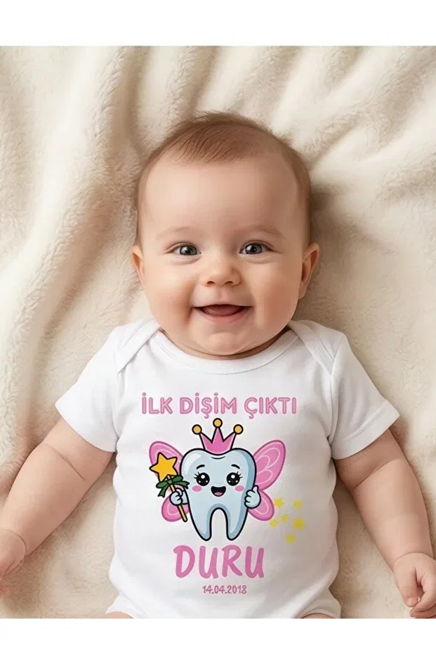 Детское боди для девочек с принтом My First Tooth Came Out Eggbaby, White — фото 3