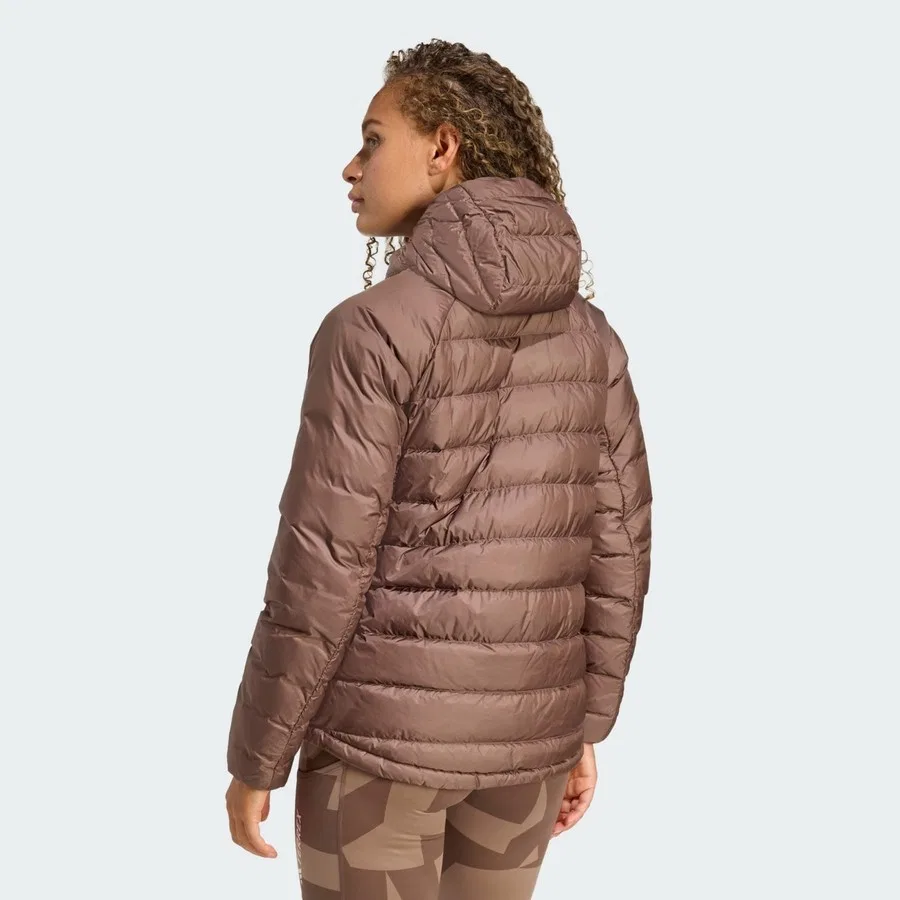 Женский утепленный пуховый горнолыжный пуховик с капюшоном Terrex Xperior ClimaWarm+ Down Hooded Jacket adidas, Фиолетовый — фото 2