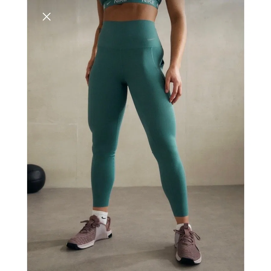 Спортивные леггинсы с высокой посадкой Dri-Fit Universa Nike, Зеленый — фото 4