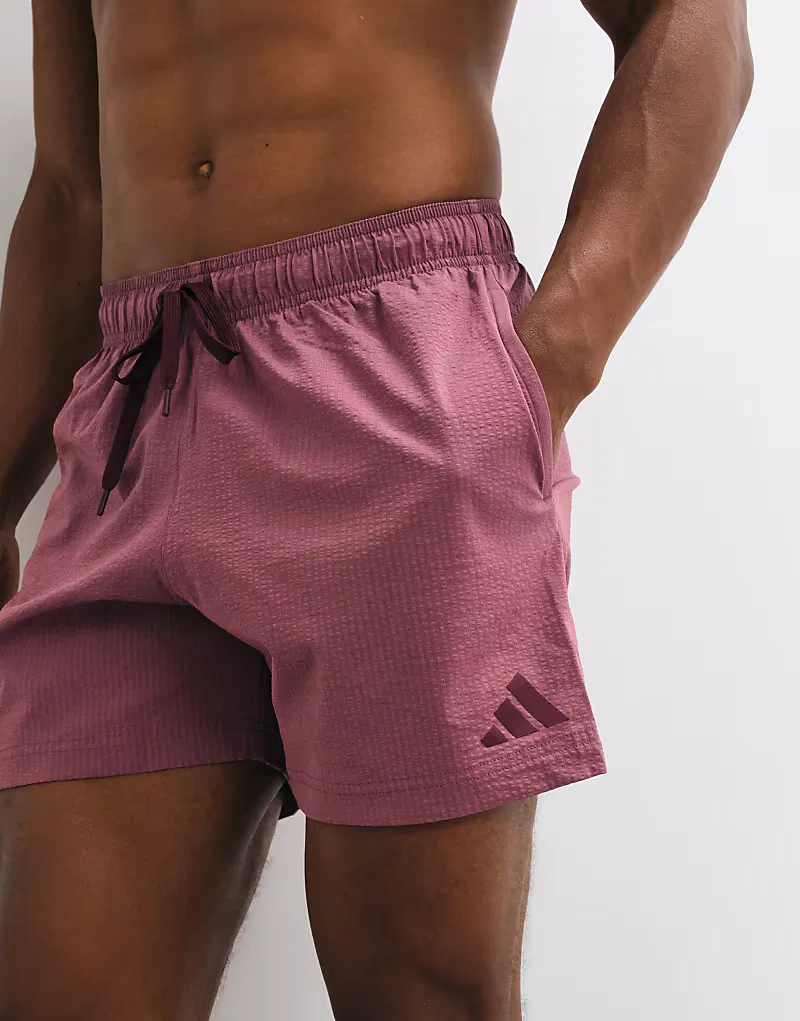 Плавки Adidas Training Essentials из жатой ткани с тремя полосками, бордовый — фото 2