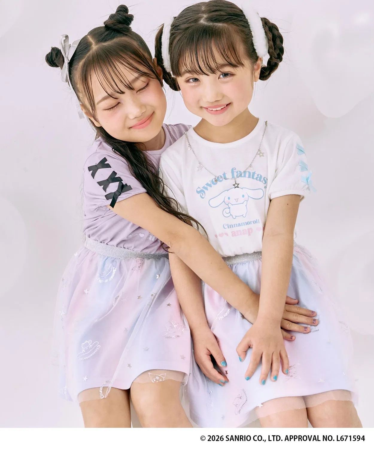 ANAP kids Детское платье с принтом Cinnamoroll и Kuromi ANAPKIDS, Белый — фото 4