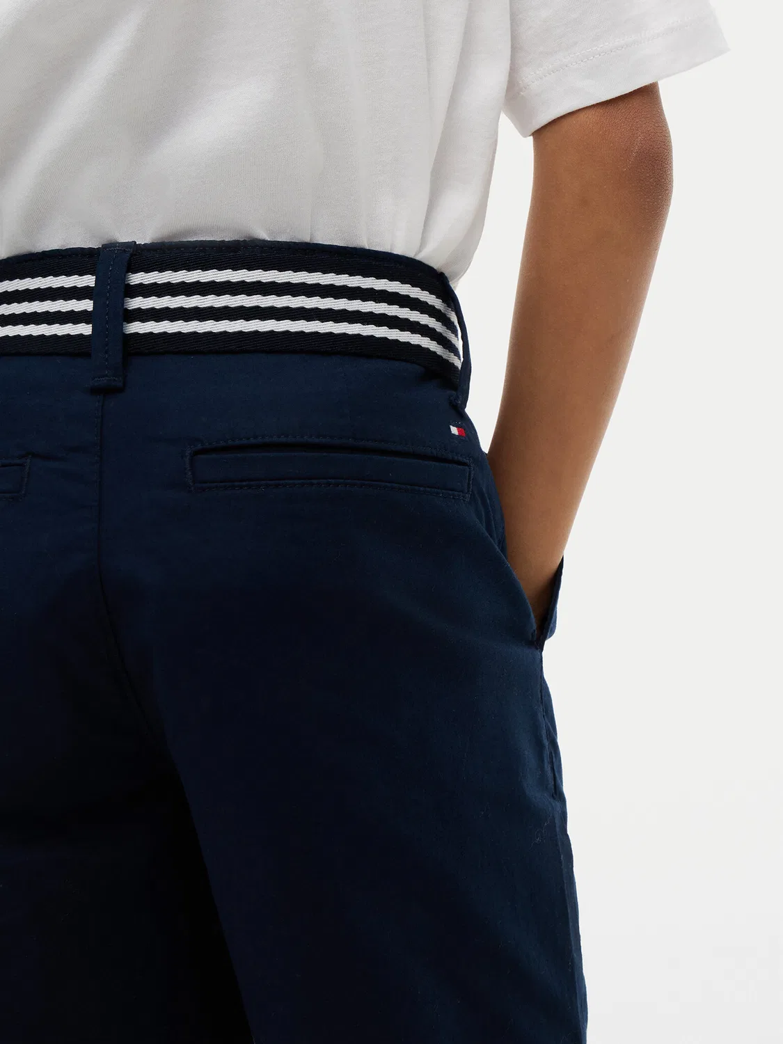 Тканевые шорты свободного кроя для мальчика Essential Tommy Hilfiger, темно-синий — фото 4