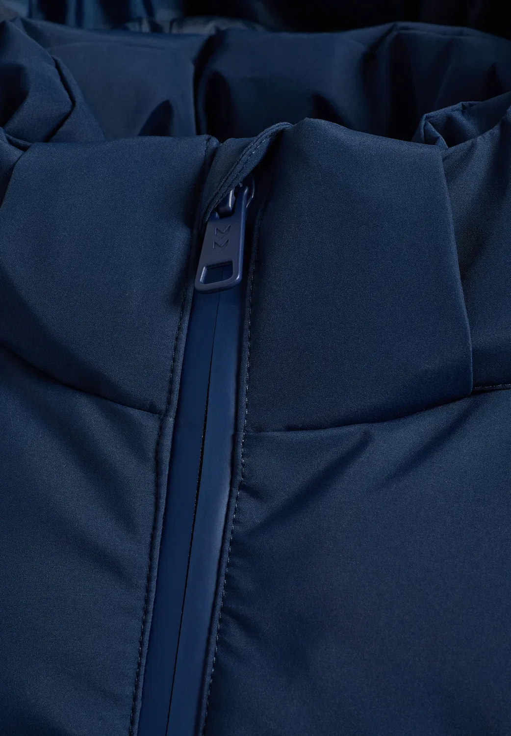 Всепогодная пуховая куртка Hmljr wr унисекс - зимнее пальто Hummel, Dress Blues — фото 3