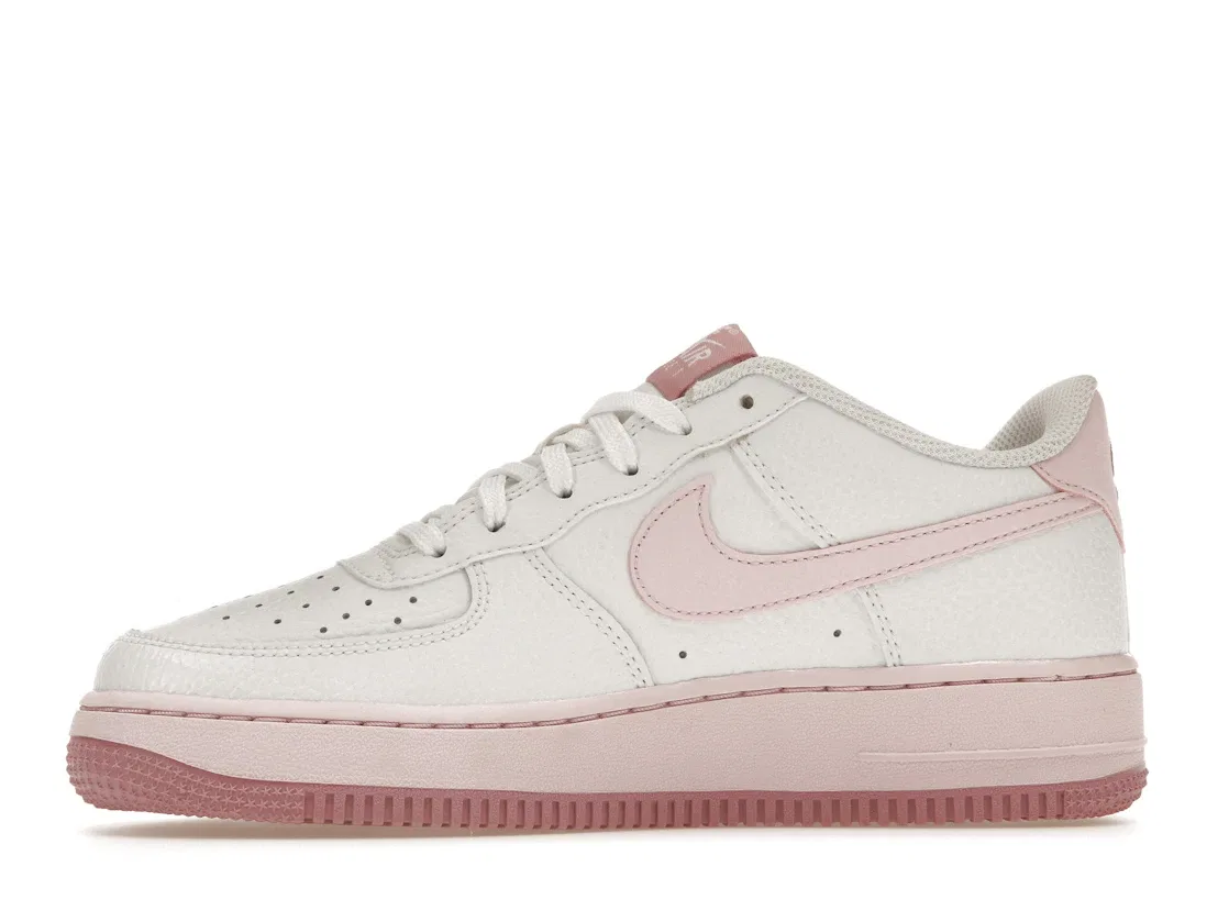 Детские кроссовки Lifestyle с амортизацией Nike Air Force 1 Low, White/Pink Foam — фото 3