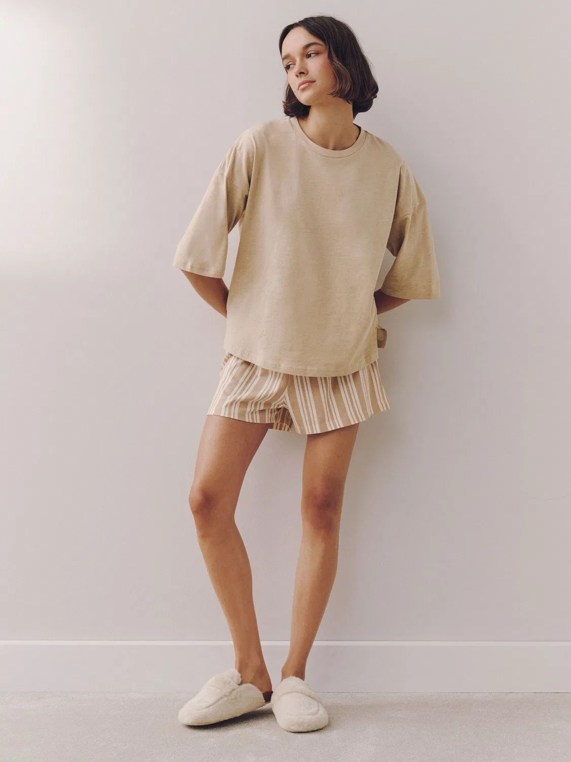 Короткий пижамный комплект из хлопка в нейтральную полоску Next, Neutral Stripe — фото 2