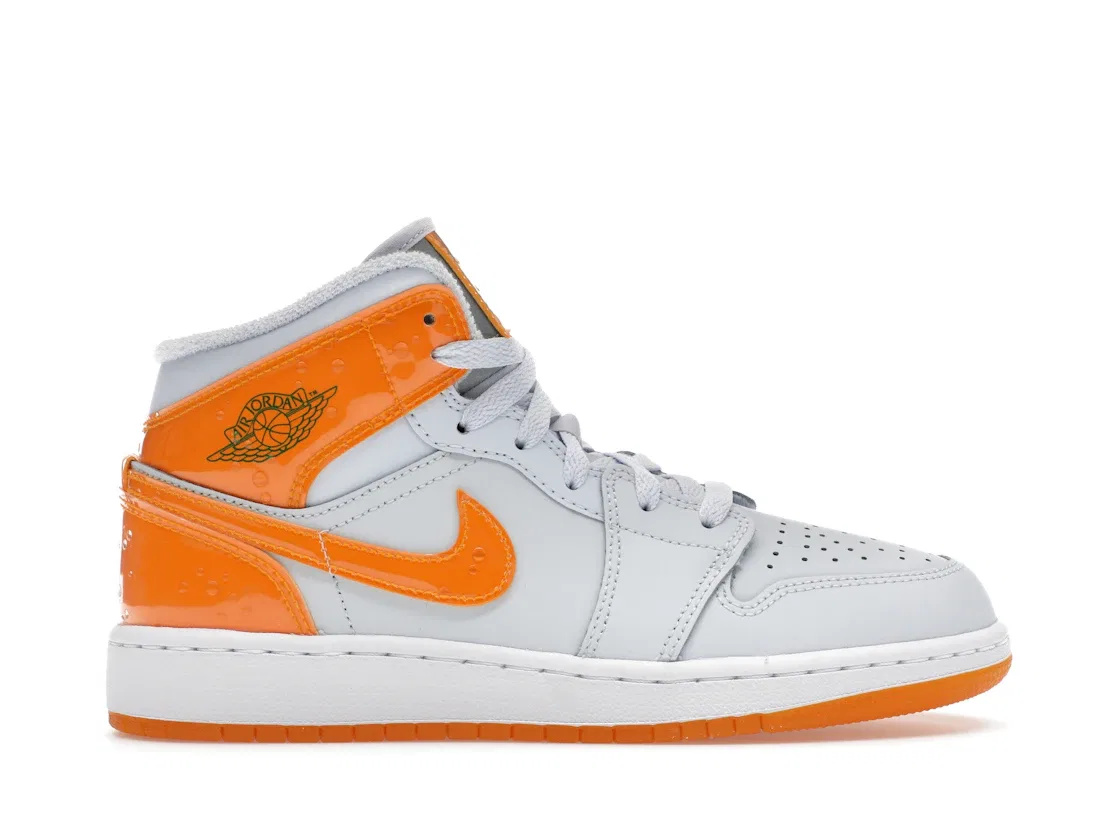 Детские кроссовки Lifestyle с принтом Gatorade Pack Jordan 1 Mid SE, Football Grey/Pine Green/White/Orange Peel