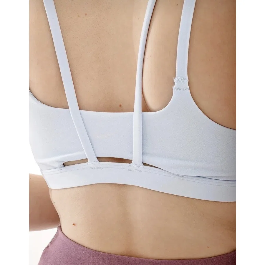 Спортивный бюстгальтер с перекрестными бретелями Nike Dri-FIT Alate Trace Light-Support Padded Strappy, Синий — фото 3