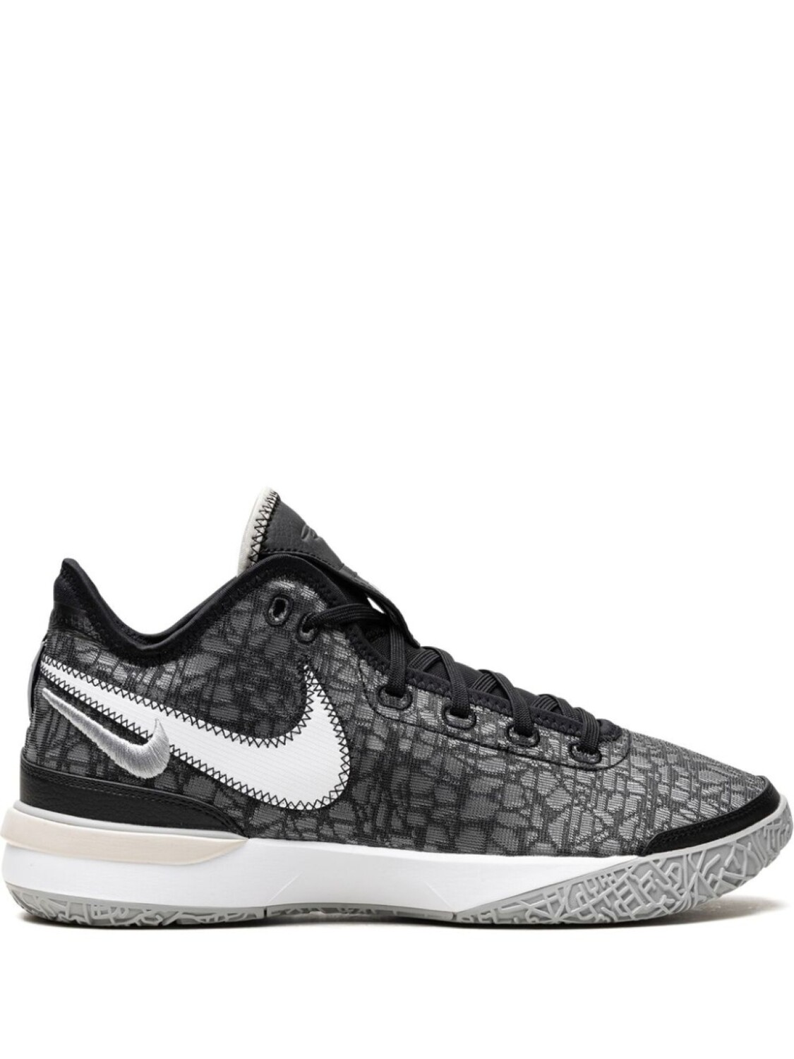 

Кроссовки Nike Zoom LeBron NXXT, черный/белый