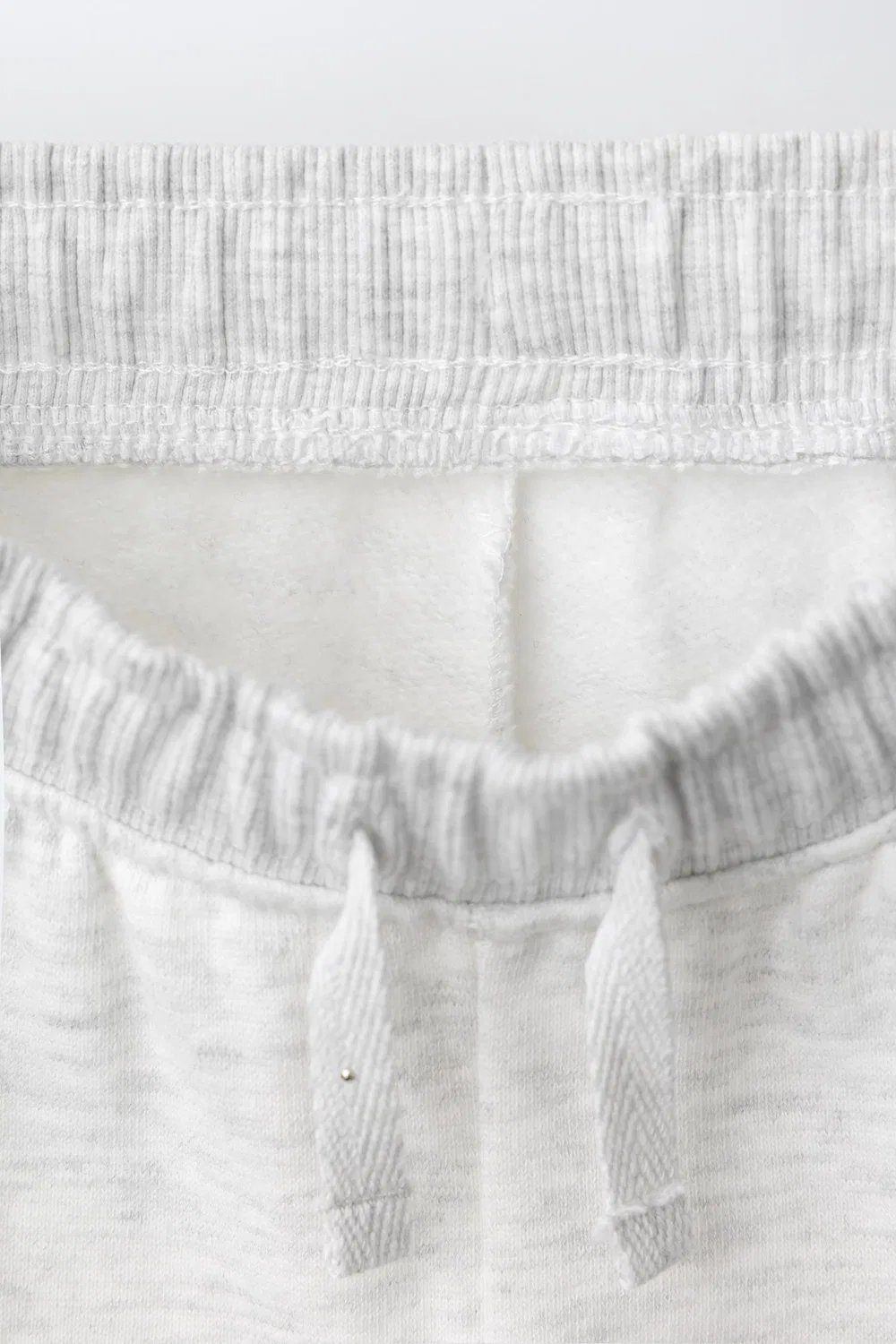 Плюшевые брюки с вышивкой в виде ромашек ZARA, Grey marl — фото 4
