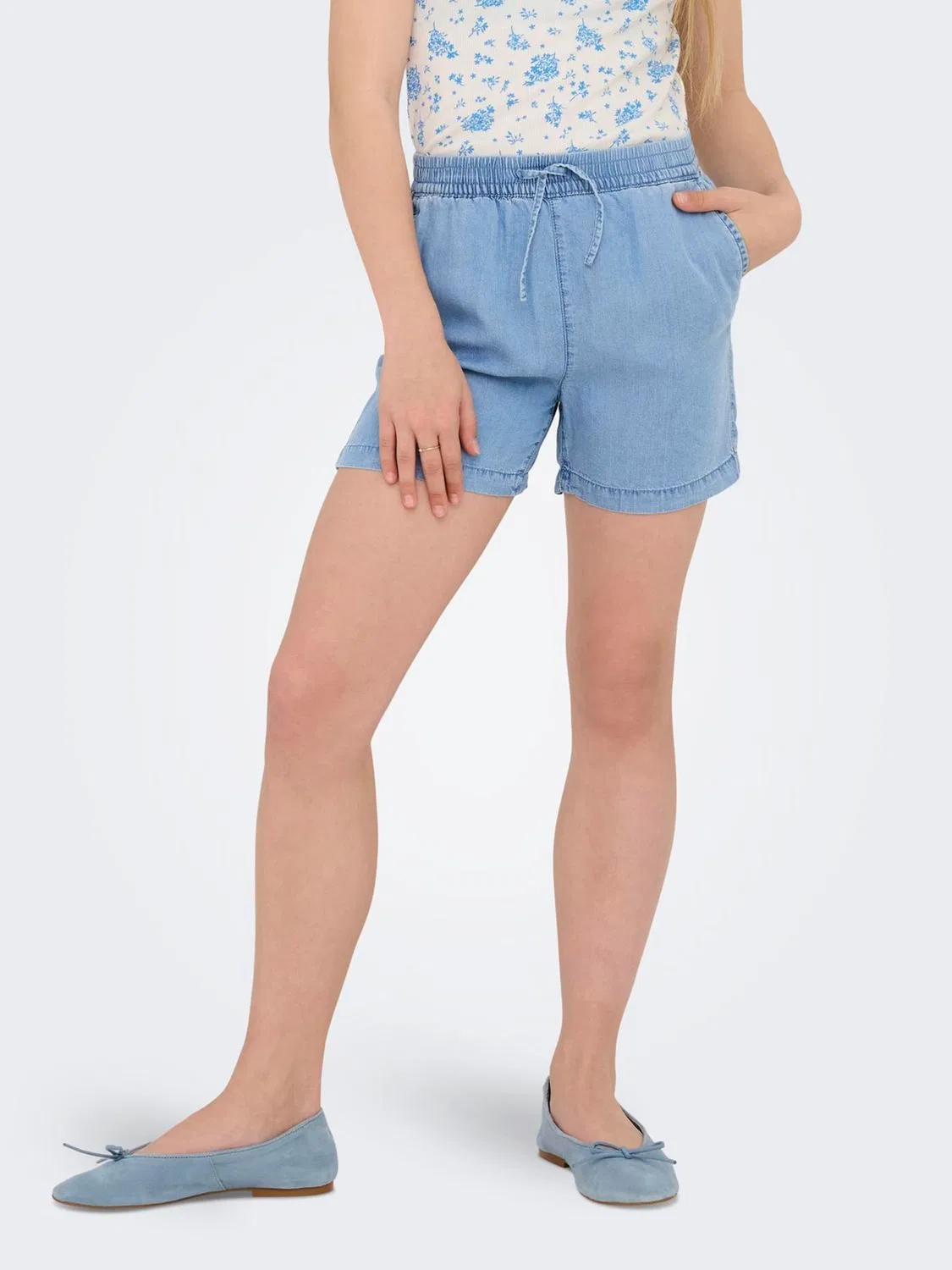 Шорты джинсовые на завязках Supersoft Chambray ONLY KIDS, синий