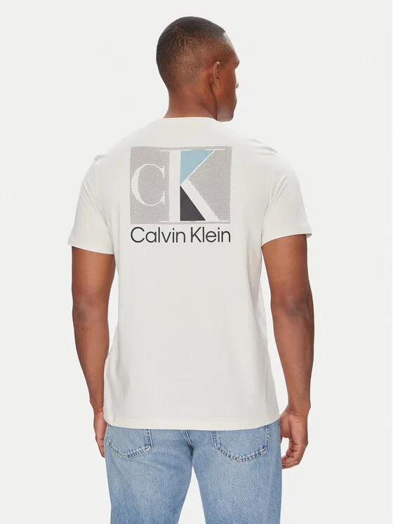 Футболка regular fit Abstract Graphic Calvin Klein, кремовый — фото 3