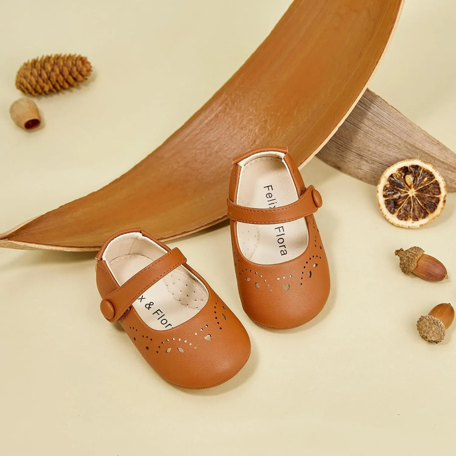 Детские туфли Мэри Джейн на мягкой подошве Moccasins Rubber Sole Crib Shoes Felix & Flora, Brown — фото 2