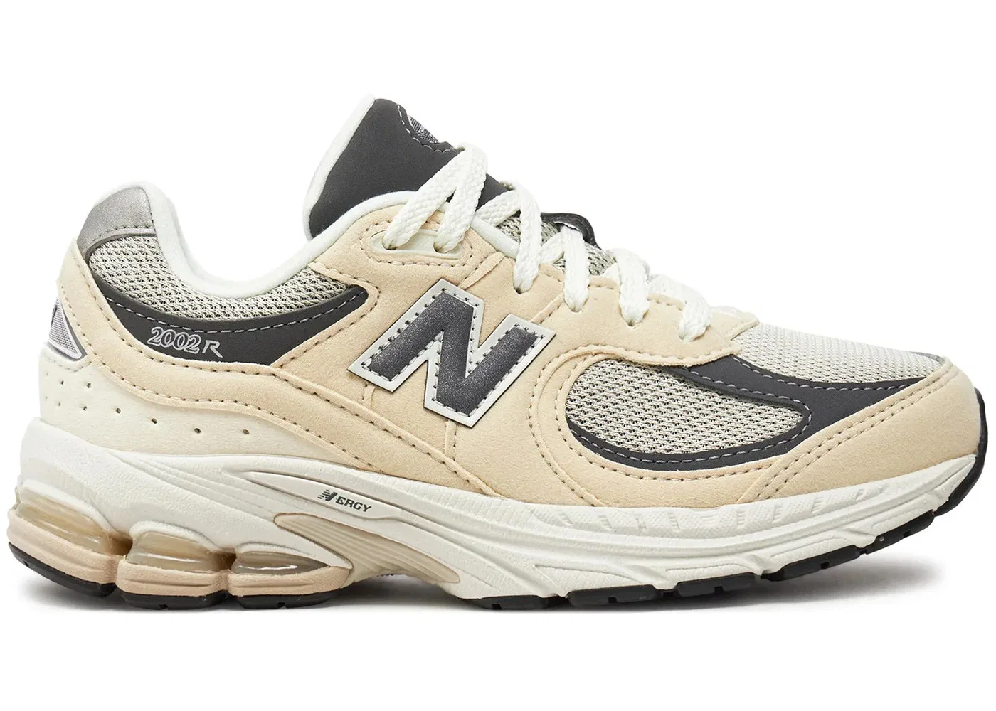 Детские кроссовки Lifestyle New Balance 2002R, Sandstone/Magnet