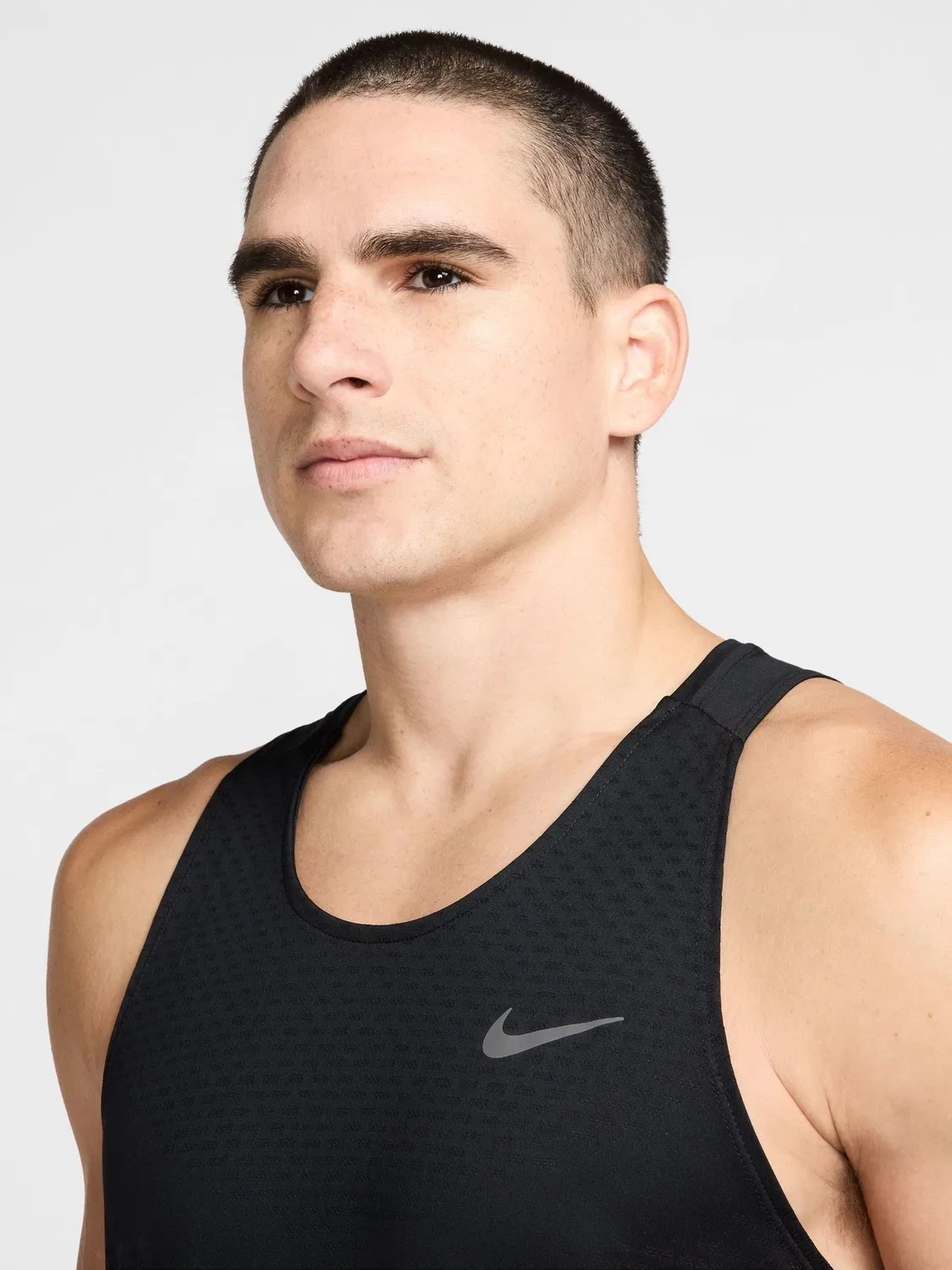 Жилет беговой Nike Stride Dri-FIT ADV, черный — фото 3