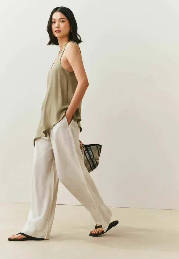 Комплект из 3 брюк, свободная посадка, 3 pack - trousers, Next, Chocolate, Neutral, Navy, темно-синий/шоколадный