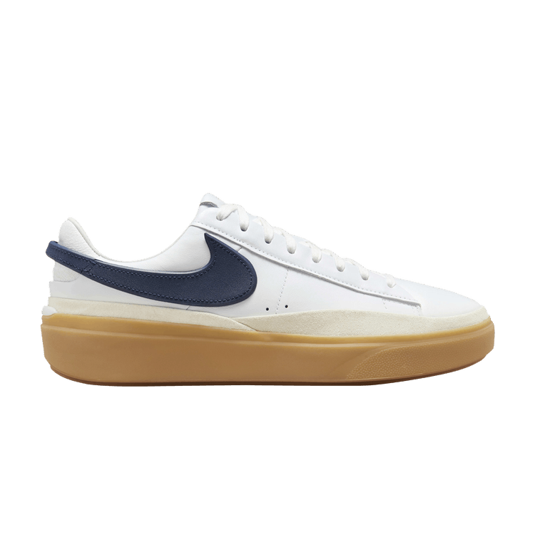 

Кроссовки Blazer Phantom Low 'White Midnight Navy Gum', белый