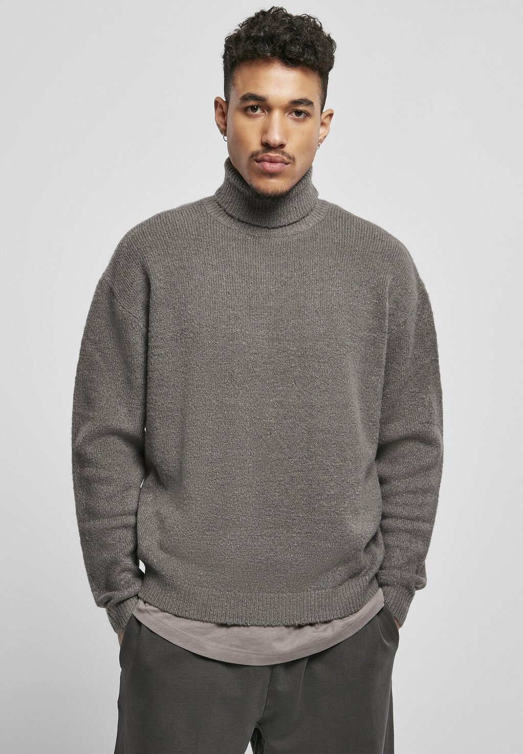 

Свитер СВИТЕР OVERSIZED С РУЧНЫМ ВЫРЕЗОМ Urban Classics, асфальт