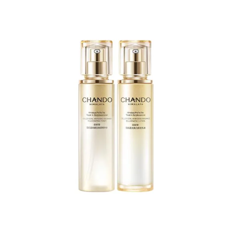 CHANDO Набор для ухода за кожей Snow Skin Light Chasing Radiance, Toner and Emulsion 2-Piece Set