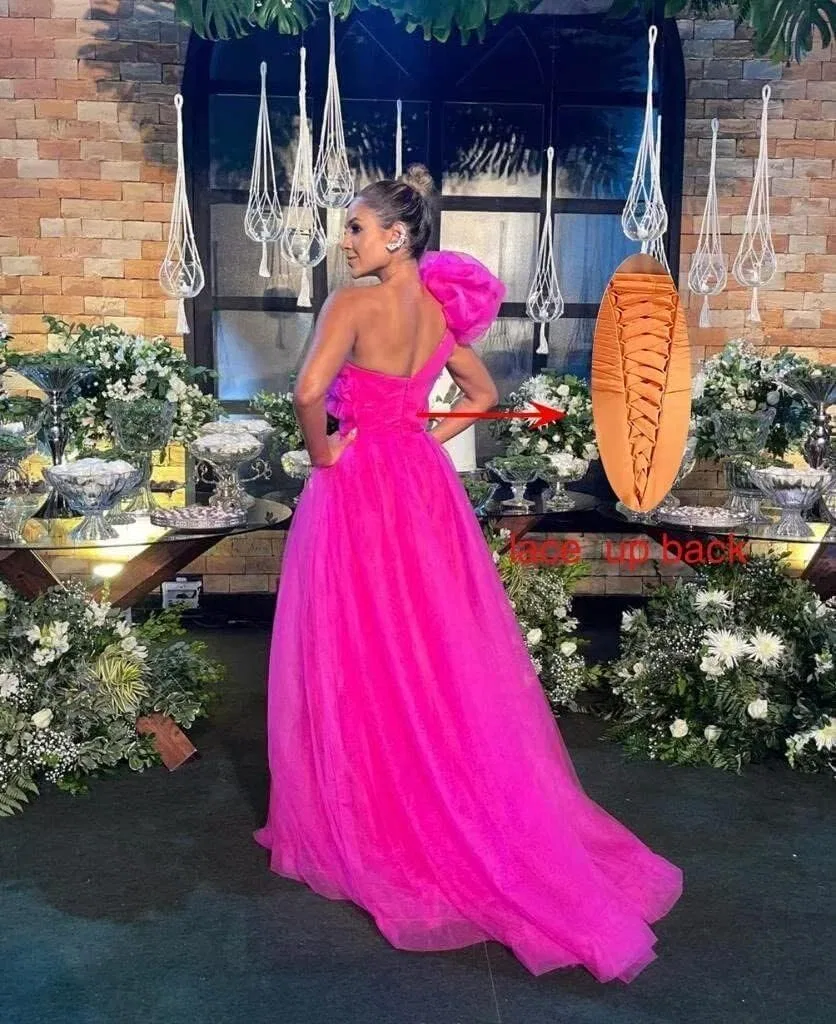 Женское длинное вечернее платье с одним плечом из фатина Fuchsia — фото 2