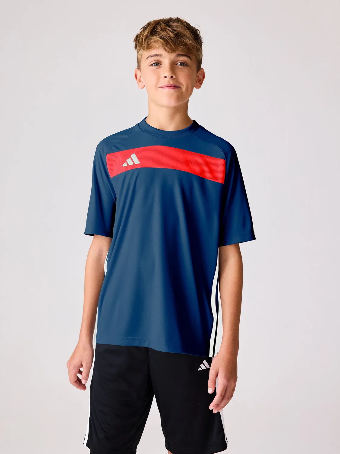 Футболка Tiro 25 Essentials adidas, темно-синий/красный
