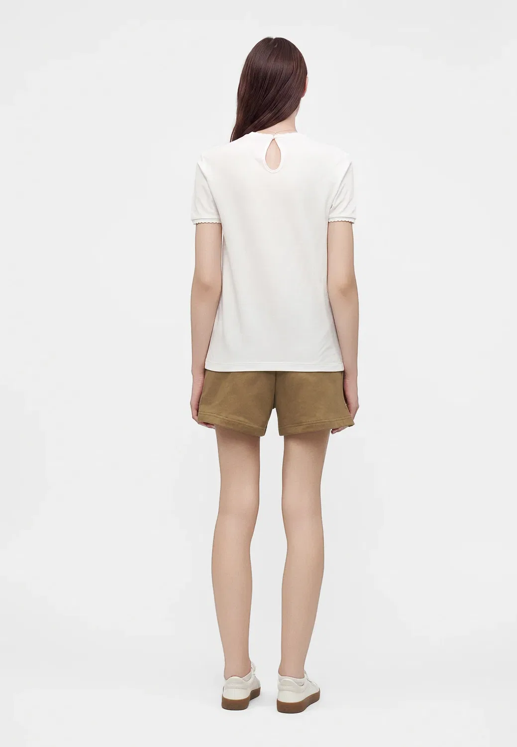 Простая футболка Lacoste, Flour — фото 3