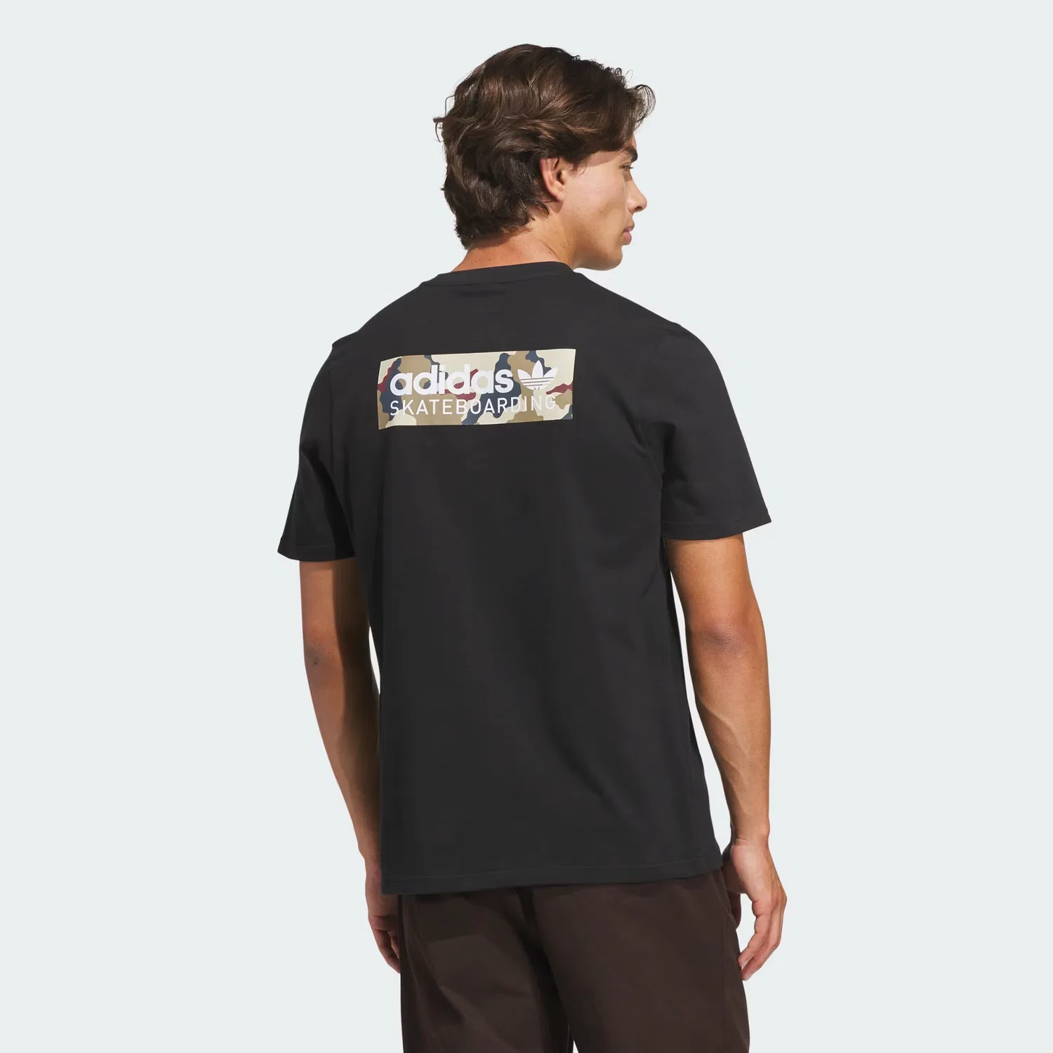 Футболка с камуфляжным принтом Skateboarding Camo Logo Tee Adidas Originals, черный — фото 4