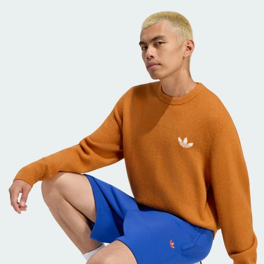 Свитер ADIDAS ORIGINALS 'Trefoils Essentials' цвета охры — фото 3