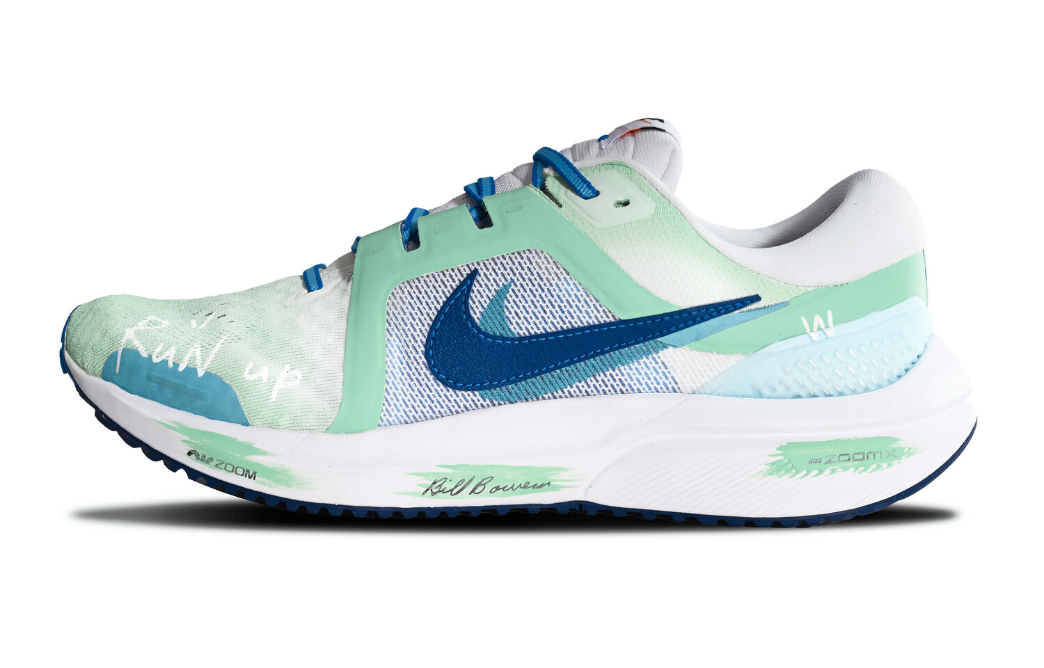 

Кроссовки Air Zoom Vomero 16 мужские с низким верхом цвета изумруд Nike