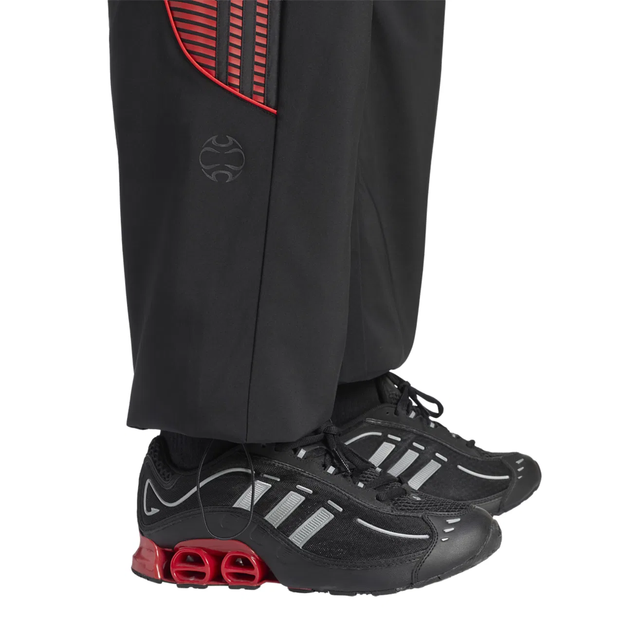 Мужские спортивные брюки Teamgeist 26 Adidas, черный/красный — фото 3