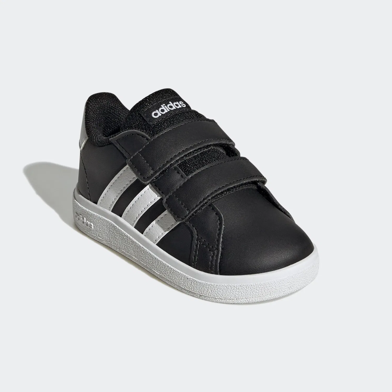 Детские кроссовки для активного отдыха Grand Court Lifestyle Hook and Loop Adidas Sportswear, Core Black/Cloud White