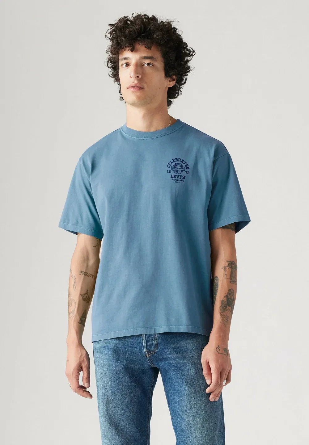 Футболка в винтажном стиле - футболка с принтом Levi'S, Lse Batwing Badge Ca - Blues -