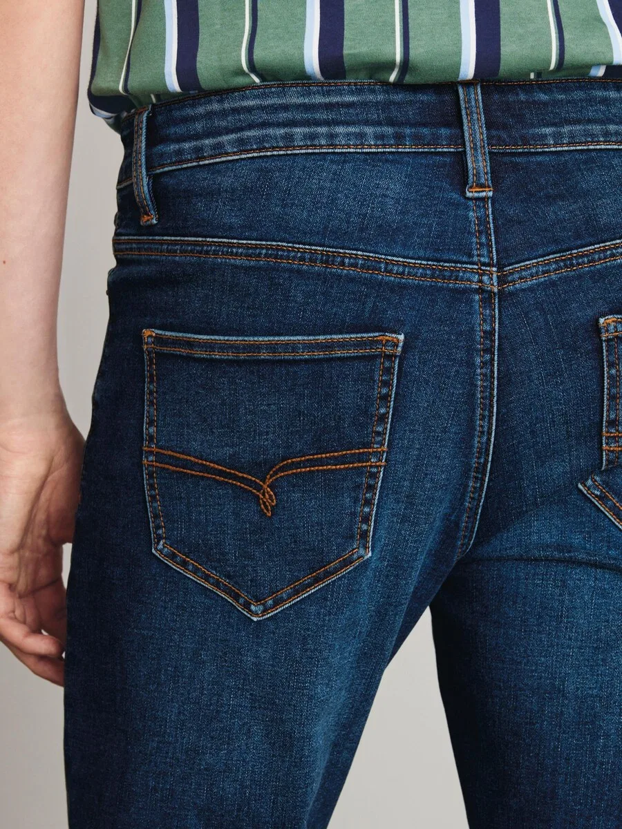 Джинсы Next Regular Jeans 'Motion Flex' темно-синего цвета — фото 2