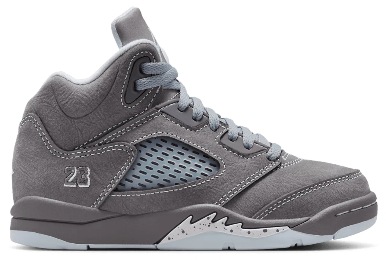 Кроссовки для мальчиков Retro 5 Jordan, цвет White/Light Graphite/Wolf Grey