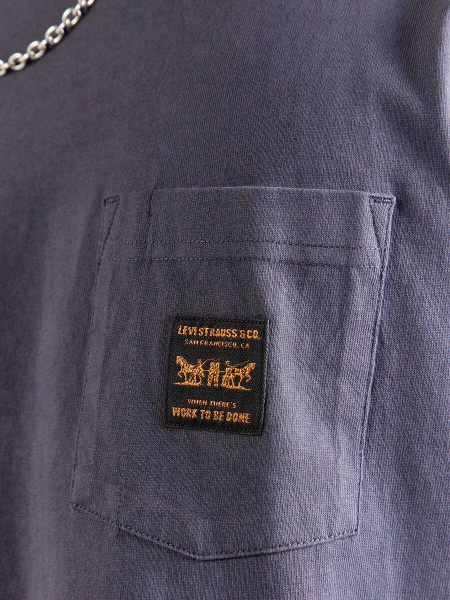 Футболка LEVI'S WORKWEAR цвета «базальтово-серый» — фото 3