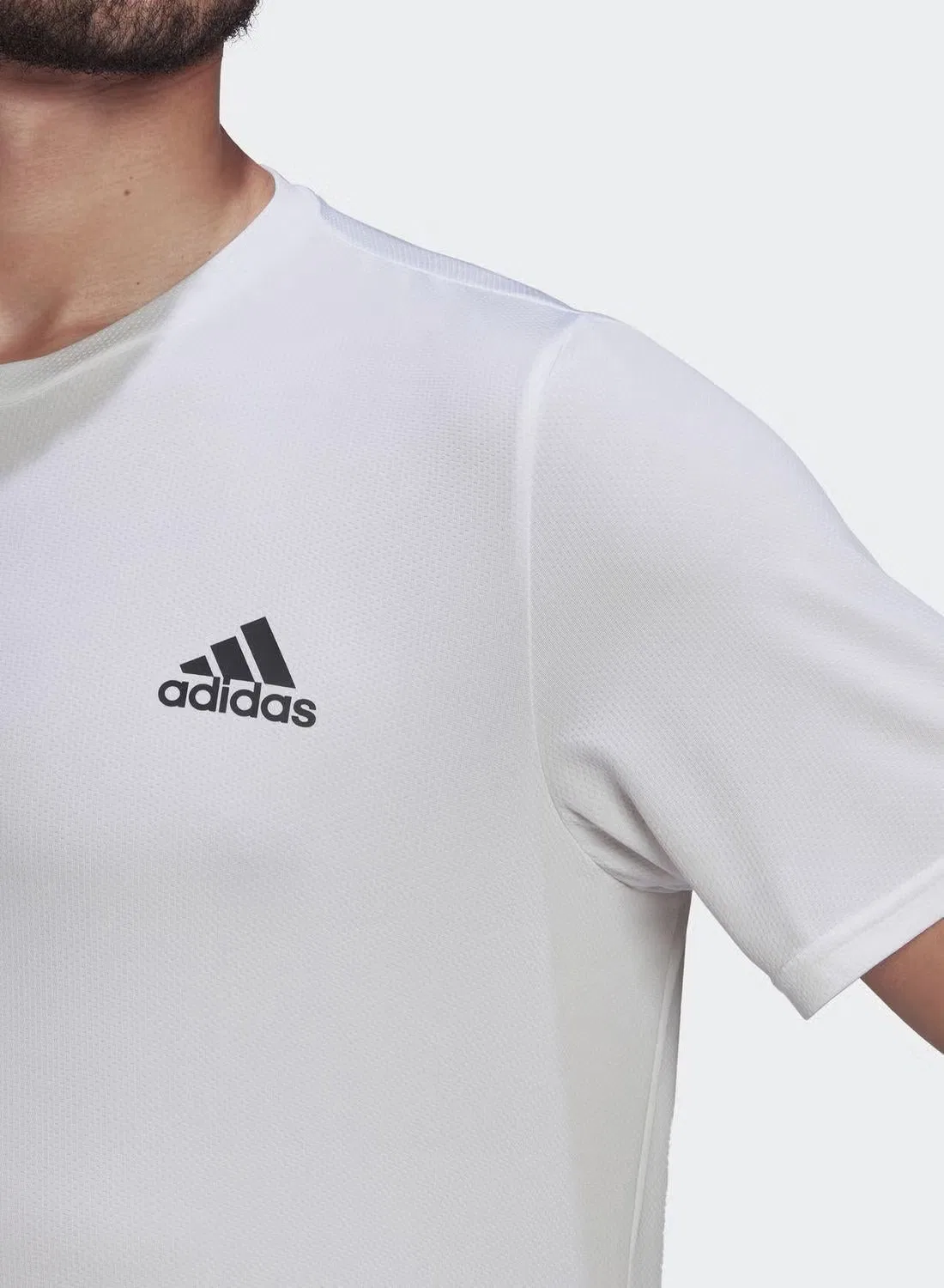 Футболка с влагоотводящей технологией D4M tee Adidas, белый — фото 3