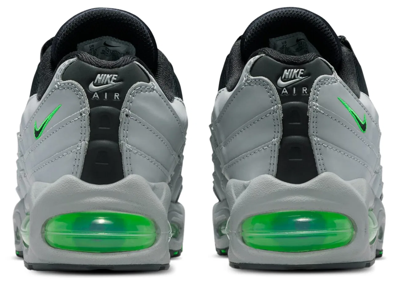 Кроссовки для мальчиков Air Max 95 BB Leather Nike, цвет Light Smoke/Green Strike — фото 3