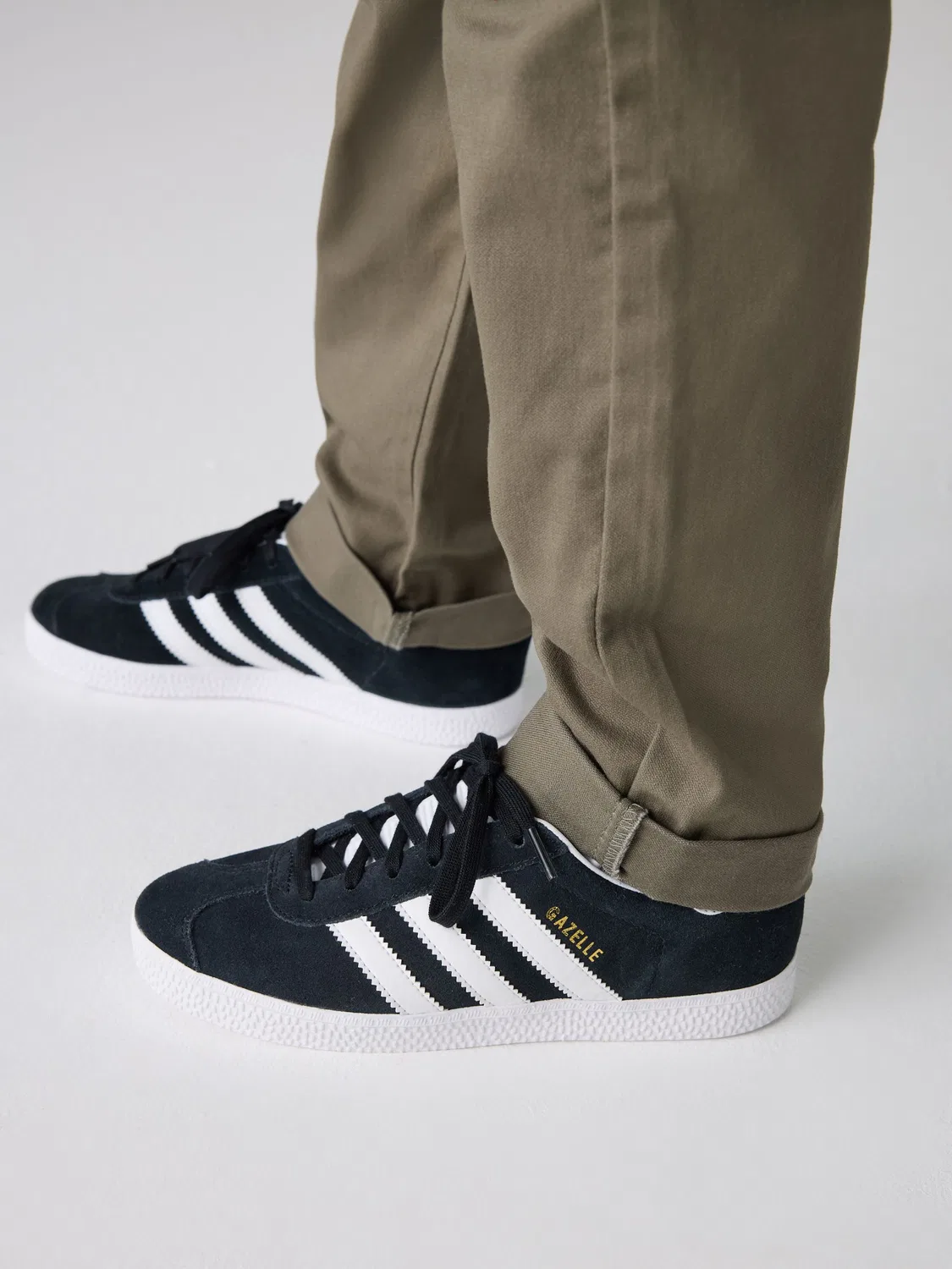 Кроссовки Gazelle, adidas Originals, черно-белые