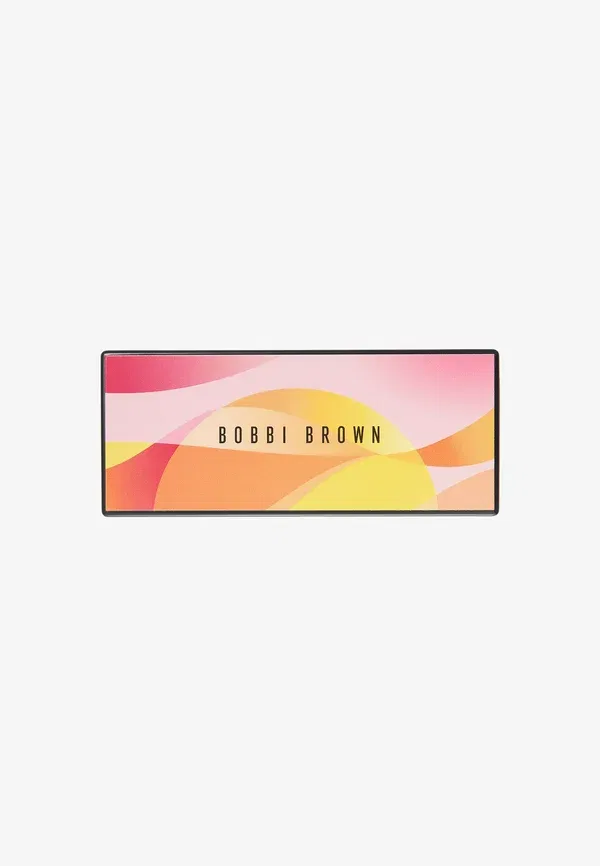 Незаменимое трио теней для век - палетка теней 6 г Bobbi Brown, цвет golden hour​​ — фото 2