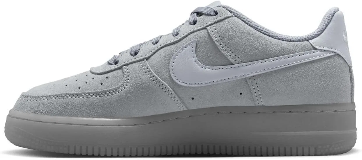 Детские кроссовки для девочек Nike Air Force 1 LV8 3 Grade School Lifestyle Shoes, Wolf Grey/Wolf Grey/Black — фото 2