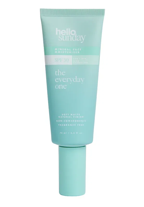 Увлажняющий минеральный крем для лица The Everyday One без закупорки пор и с SPF 50, содержащий экстракт центеллы азиатской. Защита от солнца 70 мл Hello Sunday