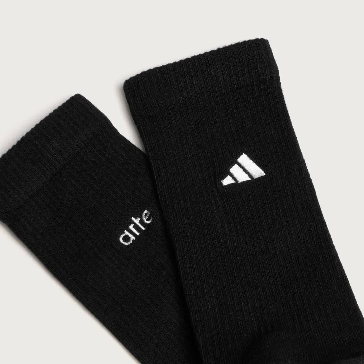 Носки X arte Adidas, Black & Off White — фото 4