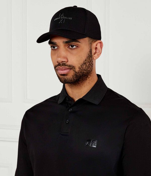 

Бейсболка Armani Exchange, черный