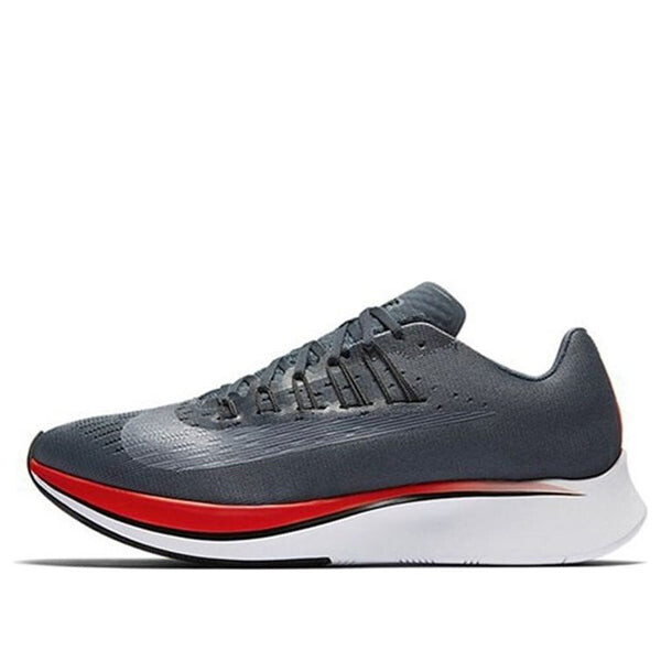 

Кроссовки zoom fly og Nike, серый