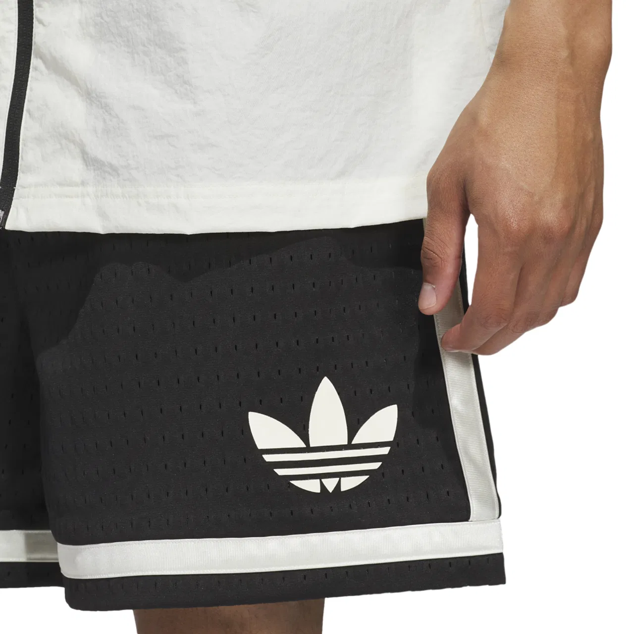 Шорты для мужчин Warp Knit Adidas, цвет Black/Ivory — фото 3