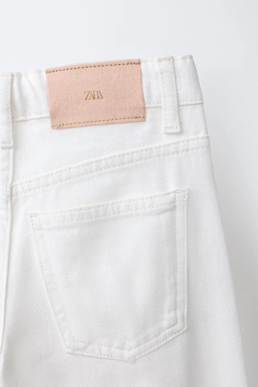Джинсы с широкими штанинами и вязаными цветами ZARA, White — фото 4