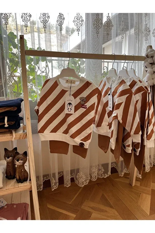 Детский для мальчиков спортивный костюм с принтом Minikaya, Cinnamon