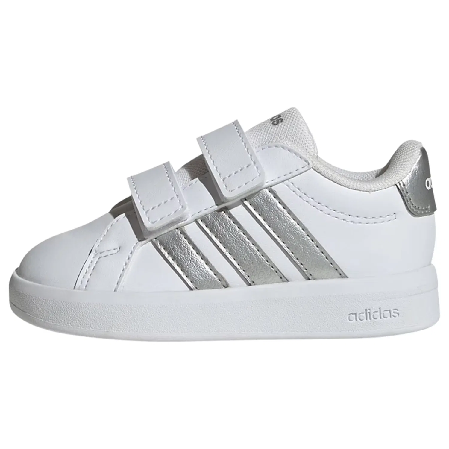 Кроссовки Adidas Sportswear GRAND COURT 3.0 белого цвета