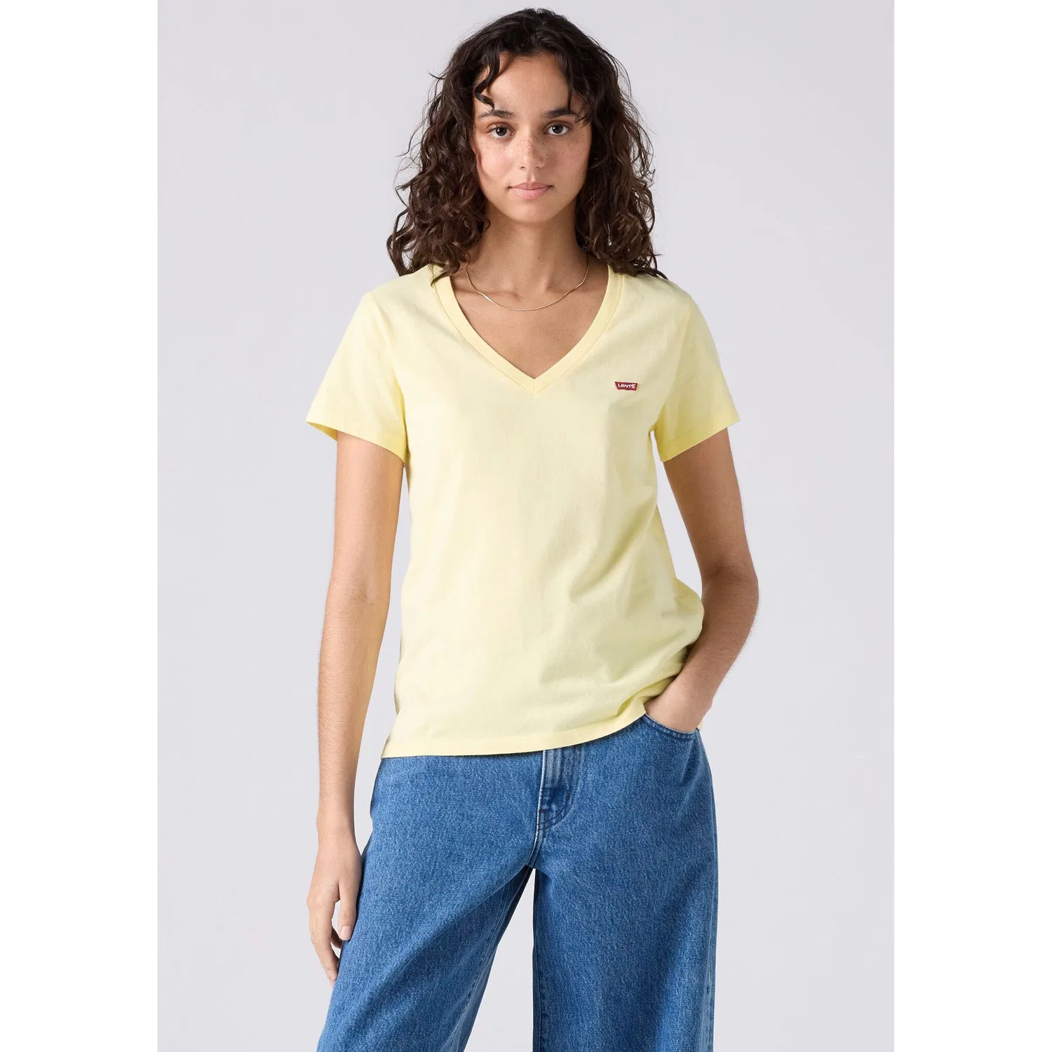 Женская футболка с V-образным вырезом Levi's, French Vanilla