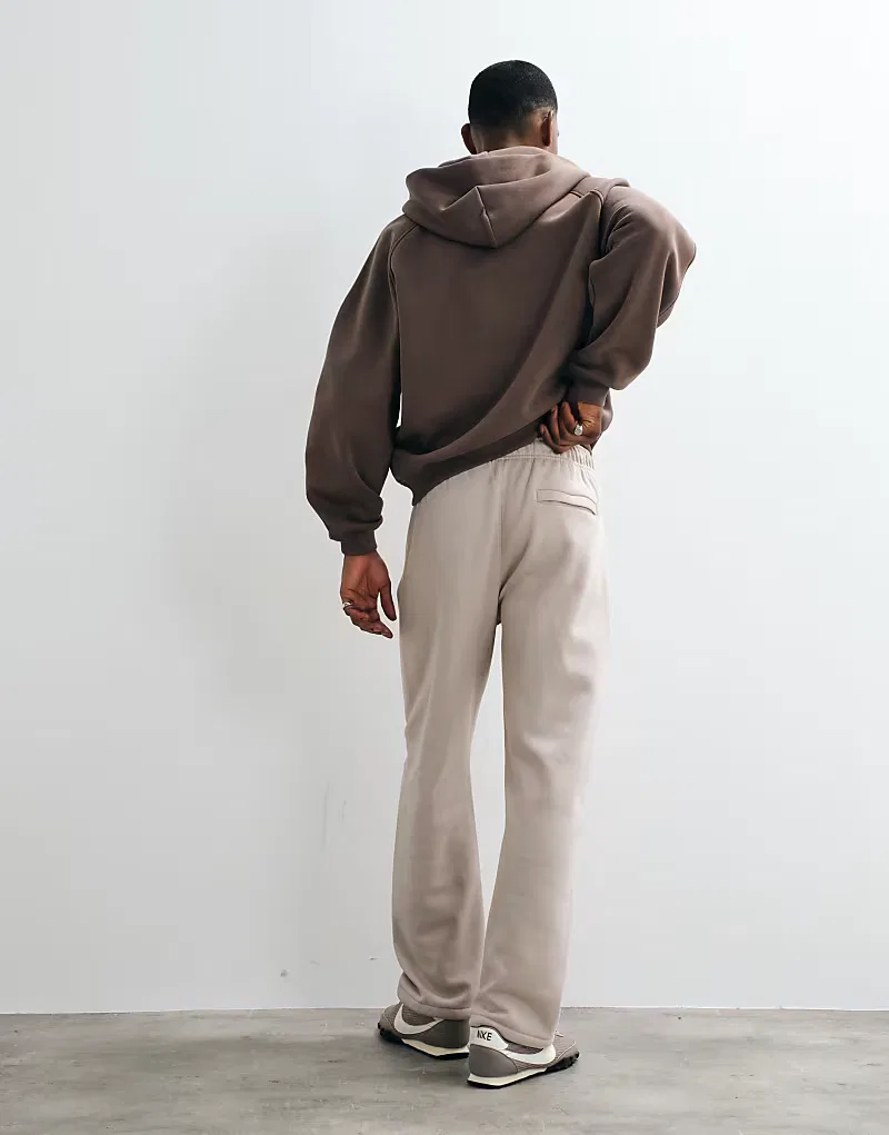 Спортивные брюки Nike Solo Fleece с прямым кроем и эластичным шнурком, светло-бежевого — фото 4